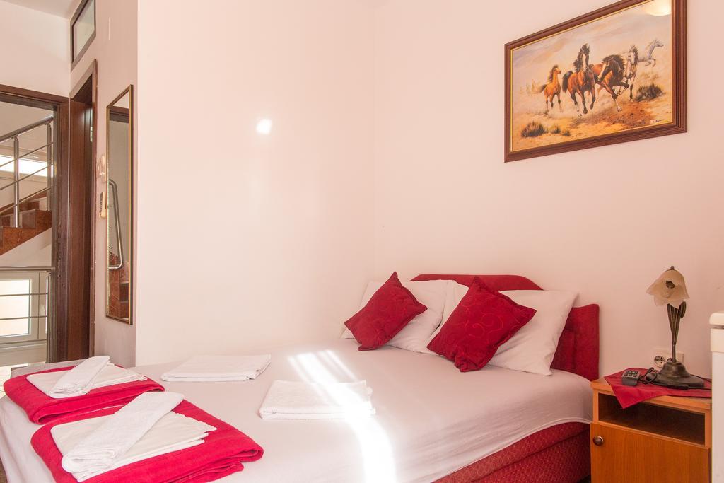 Guest House Vucicevic Budva Exterior photo